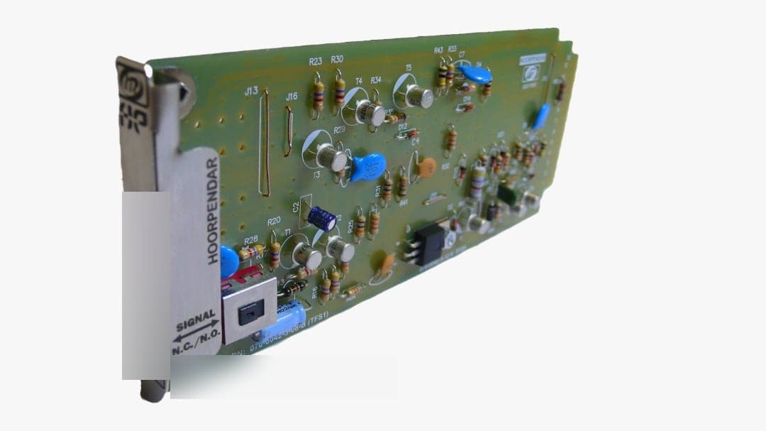 Alarm input card with NO/NC selector
